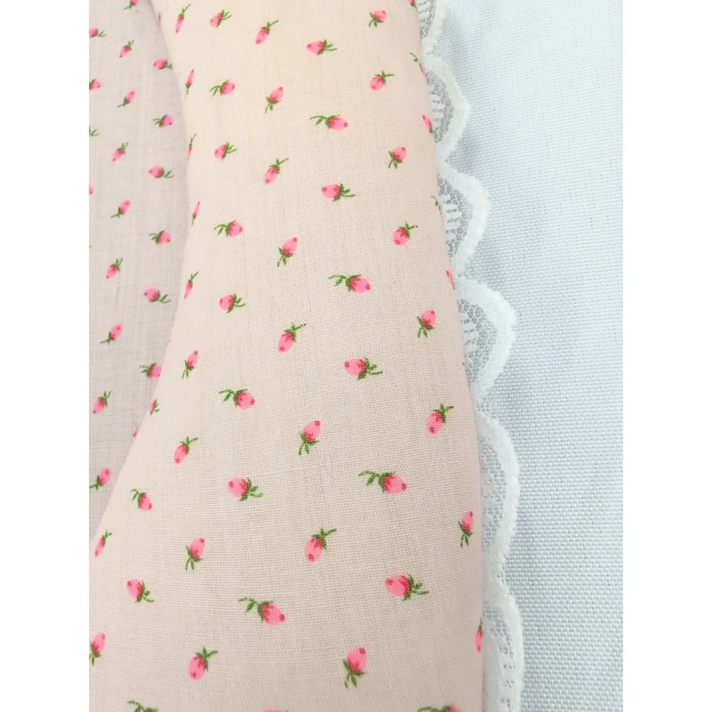 Vintage Rose Padded Fabric Picture Frame Pink Floral Lace Trim Oval Opening
